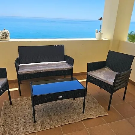 Les Balcons Face A La Lägenhet *